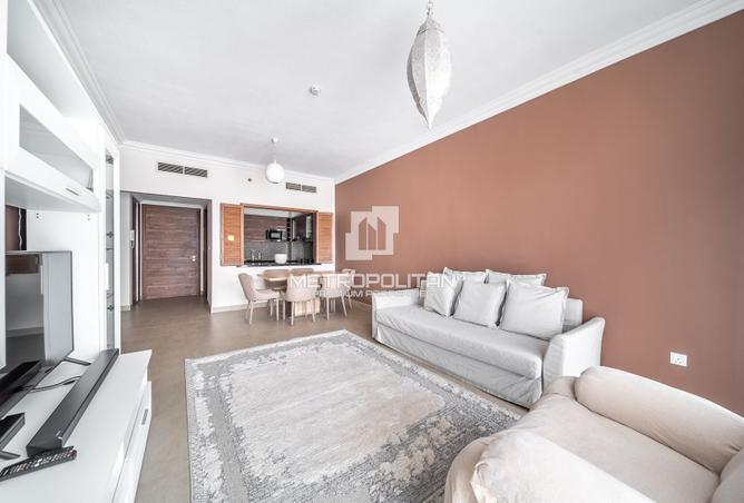 Fully Furnished | Plus Dressing Room | Near MCC photo 3