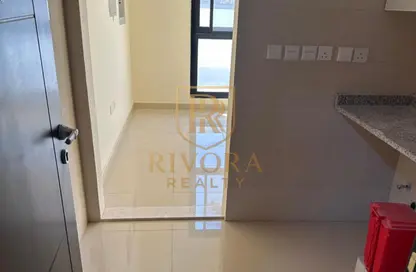 شقة - 1 حمام للايجار في الكرامة - دبي