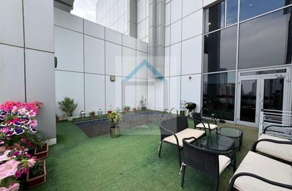 Penthouse - 4 Bedrooms - 6 Bathrooms for sale in Executive Towers - Business Bay - Dubai