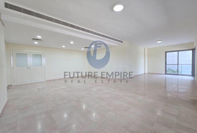 68275464 - Property Image 2