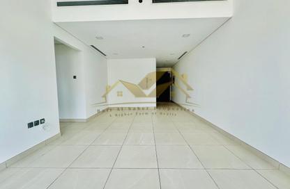 Apartment - 1 Bedroom - 2 Bathrooms for rent in Jumeirah Garden City - Al Satwa - Dubai Apartment - 1 Bedroom - 2 Bathrooms for rent in Jumeirah Garden City - Al Satwa - Dubai