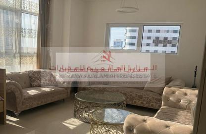 شقة - 2 غرف نوم - 3 حمامات للايجار في برج النخلة - الخان لاجون - الخان - الشارقة