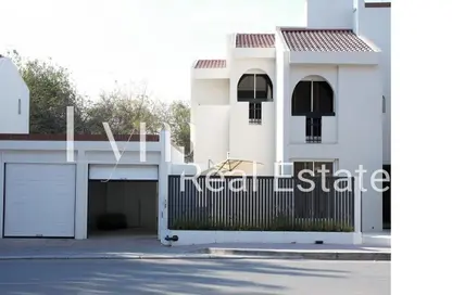 تاون هاوس - 4 غرف نوم - 5 حمامات للايجار في فلل الجميرا 2 - جميرا 2 - جميرا - دبي