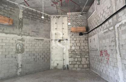 Retail - Studio for rent in Adnec Twin Towers - Capital Centre - Abu Dhabi