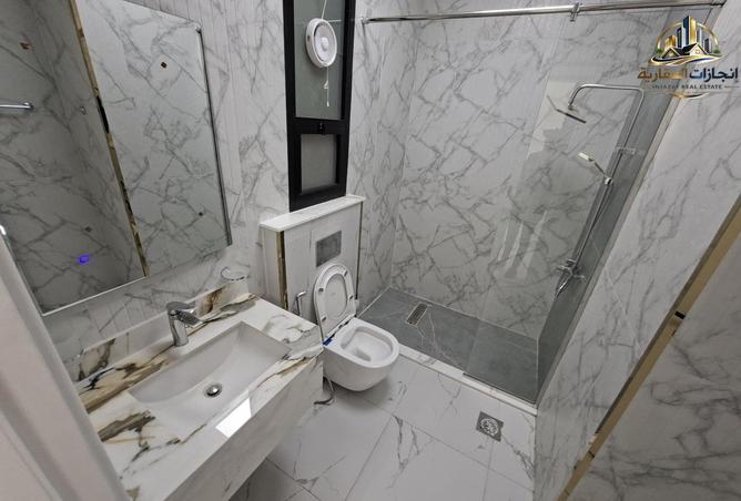 129765394 - Property Image 3