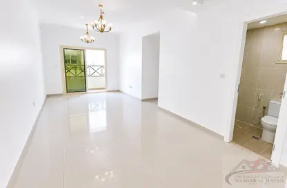 Apartment - 3 Bedrooms - 3 Bathrooms for rent in Muweileh Community - Muwaileh Commercial - Sharjah