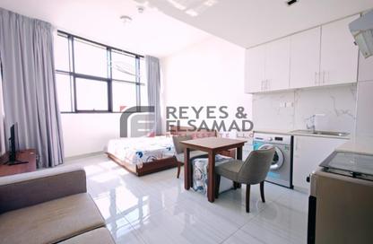 Apartment - Studio - 1 Bathroom for rent in O2 Tower - District 14 - Jumeirah Village Circle - Dubai