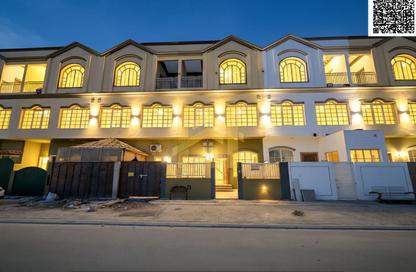 Penthouse - 3 Bedrooms - 4 Bathrooms for sale in Al Zaheya Gardens - Al Zahya - Ajman