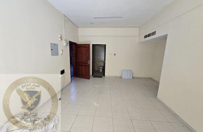 Apartment - 1 Bedroom - 1 Bathroom for rent in Al Naba'ah 8 Building - Al Naba'ah - Al Sharq - Sharjah Apartment - 1 Bedroom - 1 Bathroom for rent in Al Naba'ah 8 Building - Al Naba'ah - Al Sharq - Sharjah