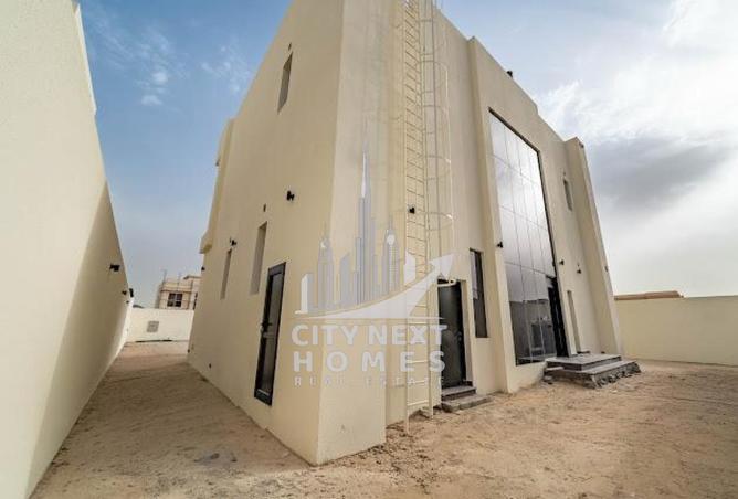 81935341 - Property Image 2