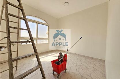 Apartment - 2 - 2 for rent in Muwailih Building - Muwaileh - Sharjah