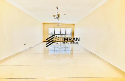 Apartment - 3 Bedrooms - 3 Bathrooms for rent in New Al Taawun Road - Al Taawun - Sharjah