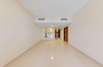 Apartment - 1 Bedroom - 4 Bathrooms for rent in Golden Sands 14 - Mankhool - Bur Dubai - Dubai