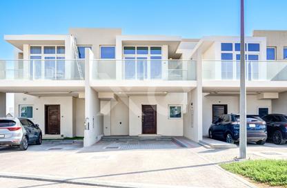 Townhouse - 3 - 3 for rent in Basswood - Damac Hills 2 - Dubai