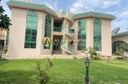 Villa - Studio - 4 Bathrooms for rent in Umm Suqeim 1 Villas - Umm Suqeim 1 - Umm Suqeim - Dubai