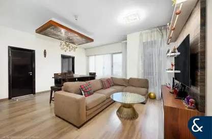 Apartment - 3 Bedrooms - 2 Bathrooms for sale in La Riviera - Dubai Marina - Dubai