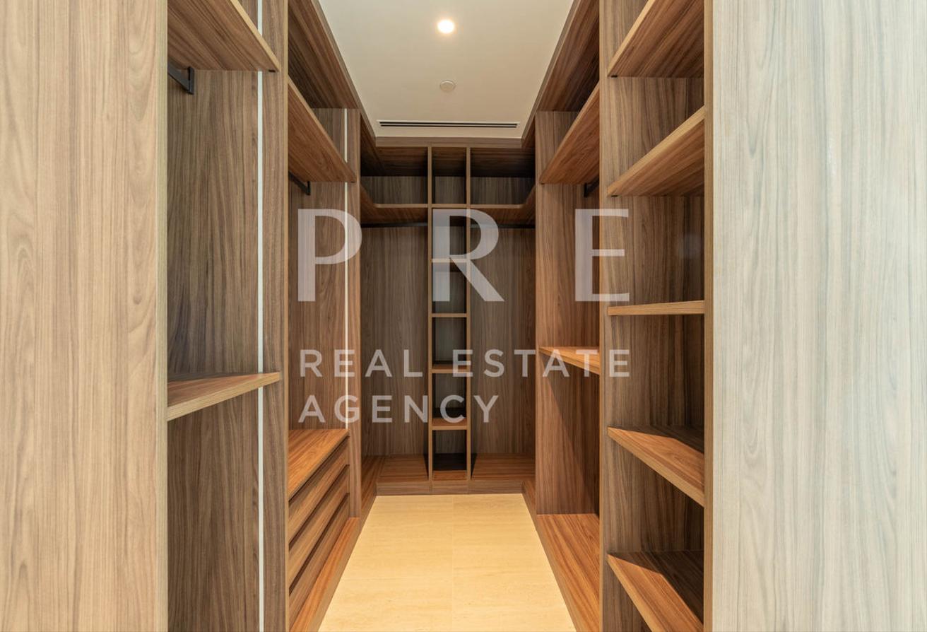 Coastal Luxury | 2-Bedroom | Palm Jumeirah photo 6