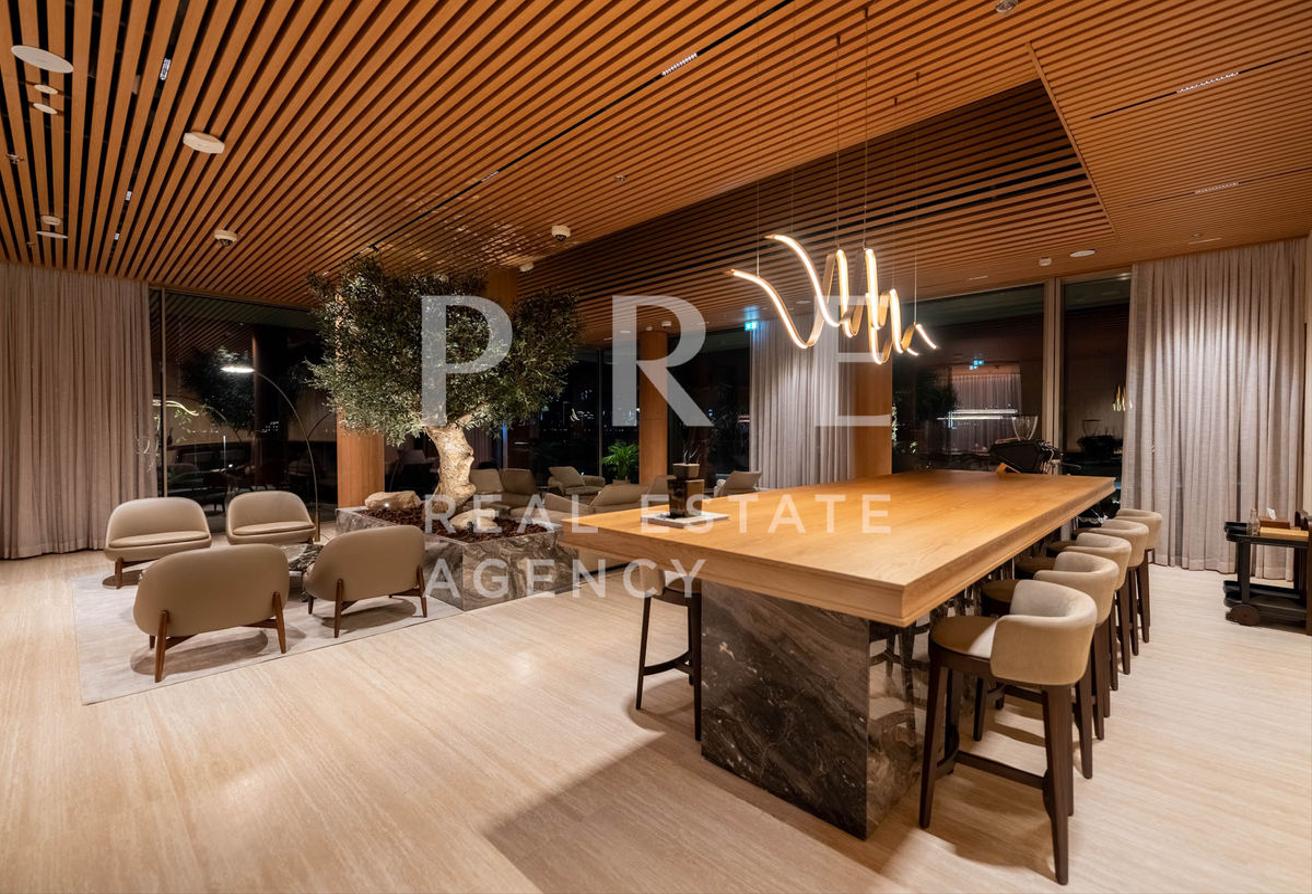 Coastal Luxury | 2-Bedroom | Palm Jumeirah photo 20