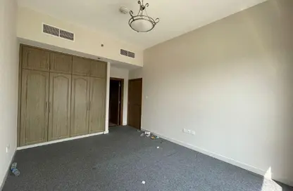 شقة - غرفة نوم - 2 حمامات للايجار في ند الحمر أفنيوز - ند الحمر - دبي