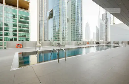 مجمع سكني - 3 غرف نوم - 4 حمامات للايجار في برج روليكس - شارع الشيخ زايد - دبي