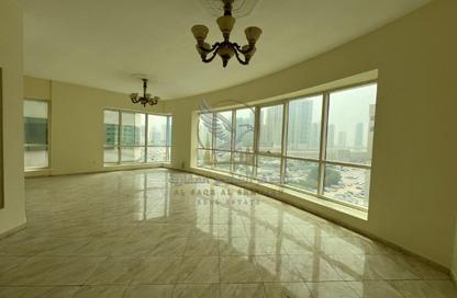 Apartment - 3 Bedrooms - 3 Bathrooms for rent in Al Majaz 3 - Al Majaz - Sharjah