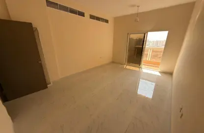 Apartment - 2 Bedrooms - 2 Bathrooms for rent in Al Jurf 3 - Al Jurf - Ajman Downtown - Ajman