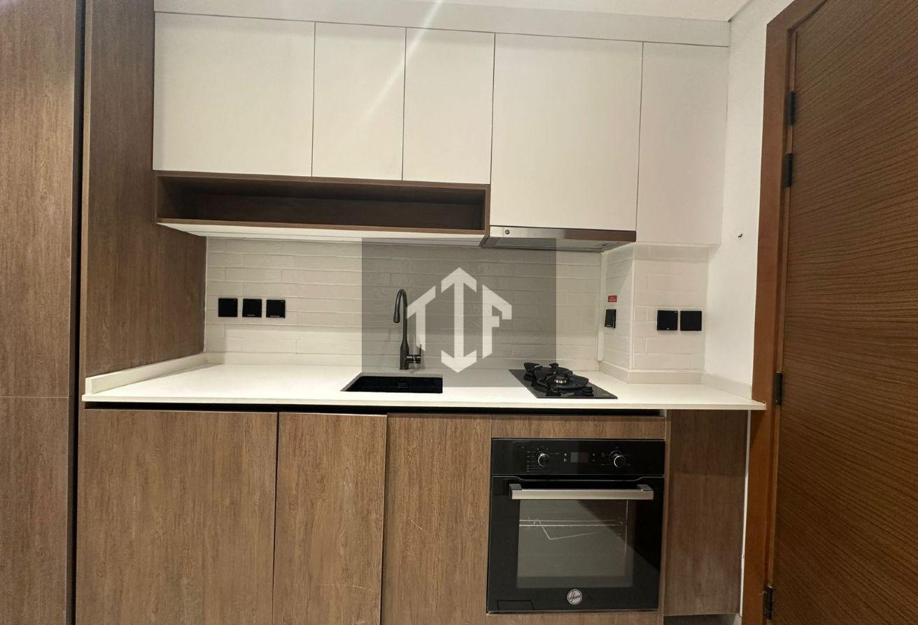 Prime Location | Furnished Studio | Villa view photo 2