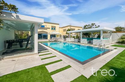 Villa - 3 Bedrooms - 4 Bathrooms for rent in District 6 - Jumeirah Park - Dubai