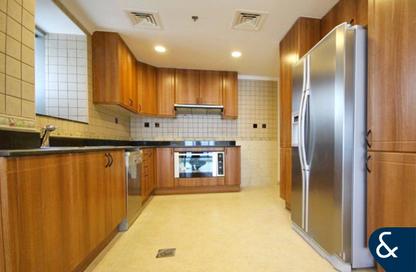 Apartment - 5 Bedrooms - 6 Bathrooms for sale in Princess Tower - Dubai Marina - Dubai