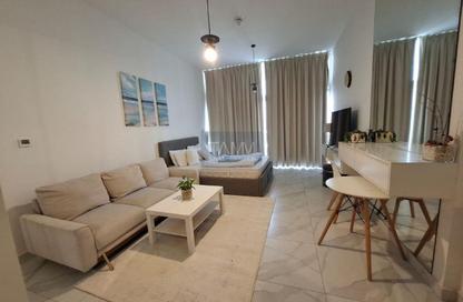 Apartment - Studio - 1 Bathroom for rent in Millennium Binghatti Residences - Business Bay - Dubai
