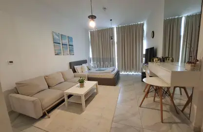 شقة - 1 حمام للايجار في ميلينيوم بن غاطي ريزيدنسز - الخليج التجاري - دبي