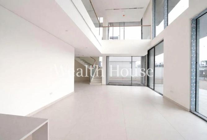 92723117 - Property Image 3