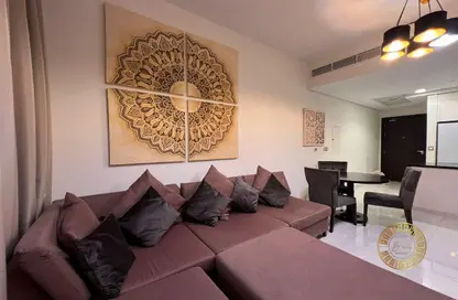 شقة - 2 غرف نوم - 3 حمامات للايجار في غالية - منطقة 18 - قرية جميرا الدائرية - دبي