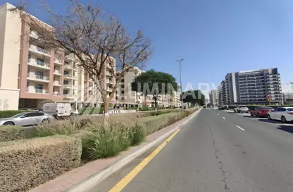 Apartment - 2 Bedrooms - 2 Bathrooms for rent in Mazaya 21 - Queue Point - Liwan - Dubai Land - Dubai