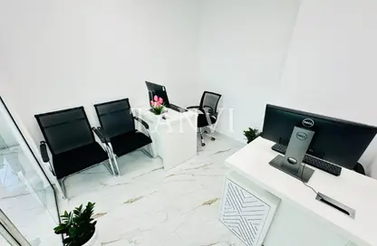 Office Space - Studio - 1 Bathroom for rent in Fatima Mohammad Ahmad Bin Suleiman Building - Al Raffa - Bur Dubai - Dubai