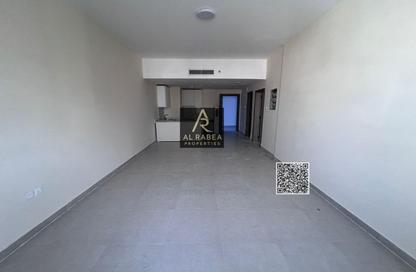 Apartment - 1 Bedroom - 2 Bathrooms for rent in Ajman Corniche Residences - Ajman Corniche Road - Ajman
