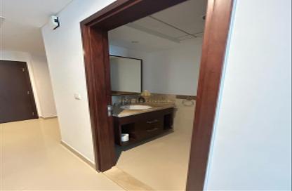 Apartment - 1 Bedroom - 2 Bathrooms for rent in 29 Burj Boulevard Tower 1 - 29 Burj Boulevard - Downtown Dubai - Dubai