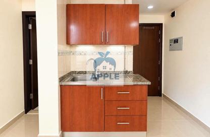 Apartment - Studio - 1 for rent in Muwaileh 3 Building - Muwaileh - Sharjah