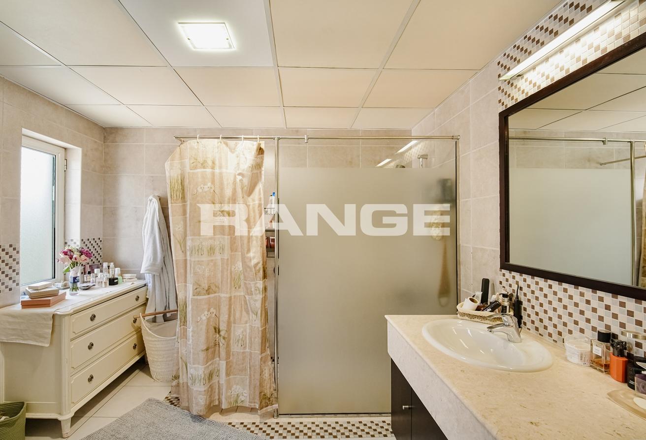 Corner Unit | Private Pool | Landscaped Garden photo 13