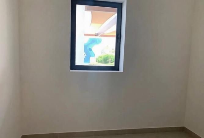 120184648 - صورة العقار 3