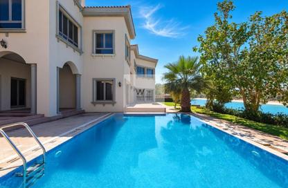 Villa - 5 Bedrooms - 6 Bathrooms for rent in Signature Villas Frond M - Signature Villas - Palm Jumeirah - Dubai