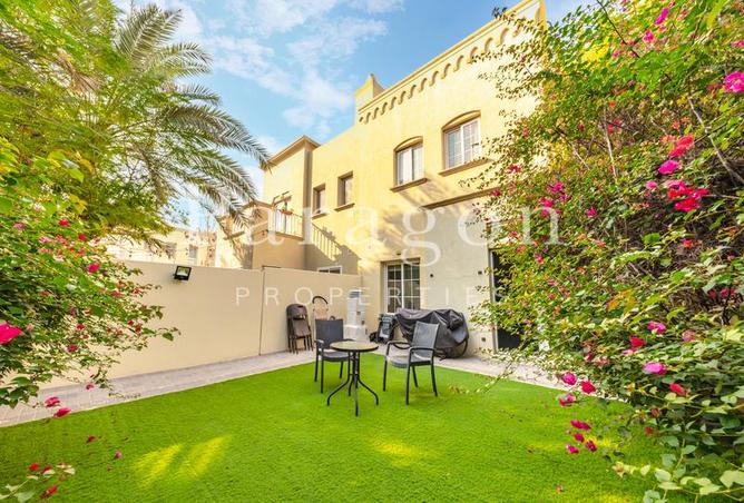 94025607 - Property Main Image