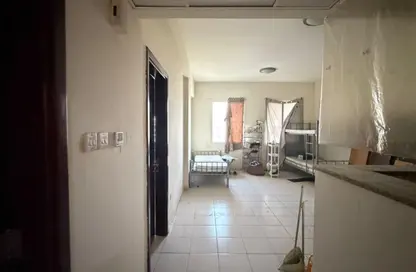 Apartment - 1 Bedroom - 2 Bathrooms for sale in Building P09 - France Cluster - International City - Dubai Apartment - 1 Bedroom - 2 Bathrooms for sale in Building P09 - France Cluster - International City - Dubai