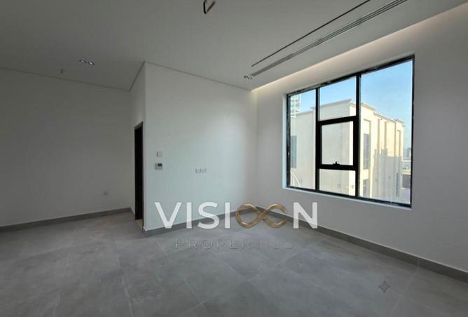 132030846 - Property Image 2