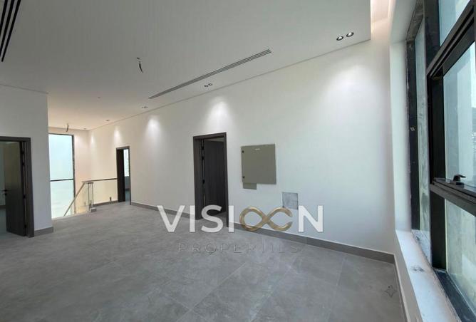 132030846 - Property Image 3