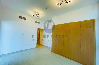 Apartment - 3 Bedrooms - 3 Bathrooms for rent in Haas Building - Jumeirah Garden City - Al Satwa - Dubai