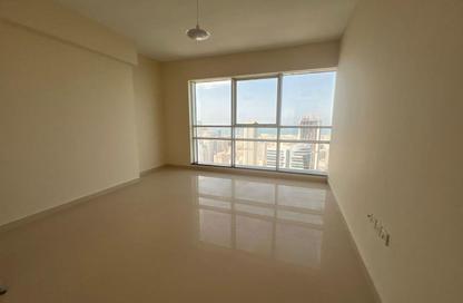 Apartment - 3 Bedrooms - 4 Bathrooms for rent in Al Khan Corniche - Al Khan - Sharjah