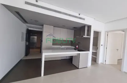 Apartment - 1 Bedroom - 2 Bathrooms for rent in West Avenue Tower - Dubai Marina - Dubai