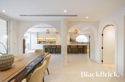 Villa - 4 Bedrooms - 4 Bathrooms for sale in District 8 - Jumeirah Park - Dubai Villa - 4 Bedrooms - 4 Bathrooms for sale in District 8 - Jumeirah Park - Dubai