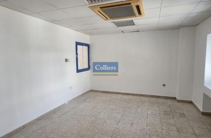 Office Space - 3 Bedrooms - 2 Bathrooms for rent in Central District - Al Ain